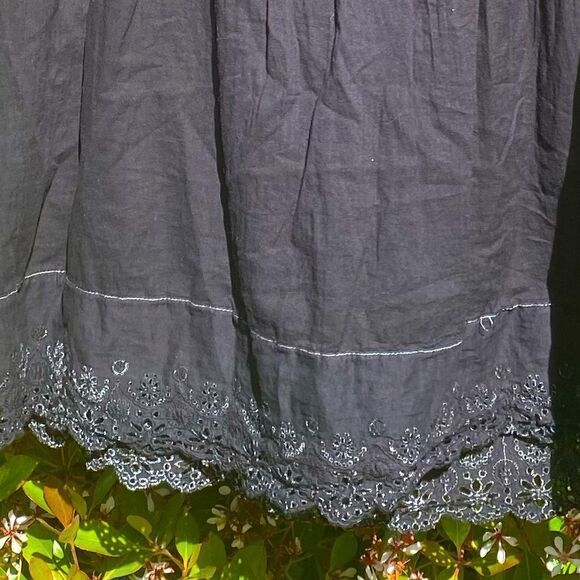 Johnny Was Black Embroidered Womens Blouse/Top/Tunic. Size Small. EUC! - Picture 6 of 6
